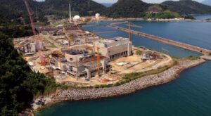 EM OBRAS Antes mesmo da retomada das obras de Angra 3, suspensa depois de denúncias de corrupção, o governo federal planeja a construção de uma nova usina nuclear no País até 2031 - FOTO: ELETROBRAS / DIVULGAÇÃO